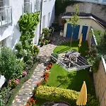 Haus Silko - In Lage - 3 Min Zum Direkt Am Kurpark Apartment Rostock