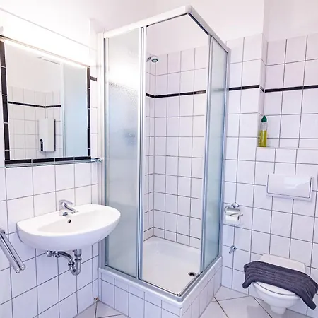 Haus Silko - In Lage - 3 Min Zum Direkt Am Kurpark Lejlighed Rostock