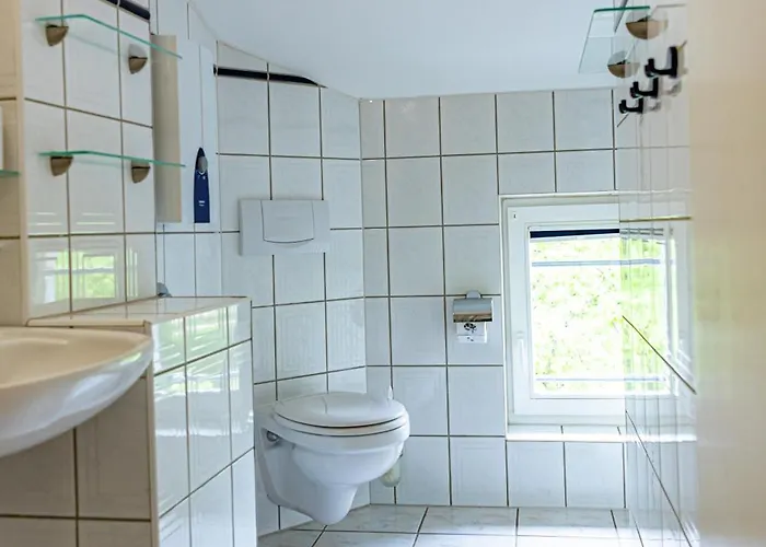 Haus Silko - In Lage - 3 Min Zum Direkt Am Kurpark ロストック